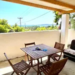 Hébergement de vacances Petrothalassa